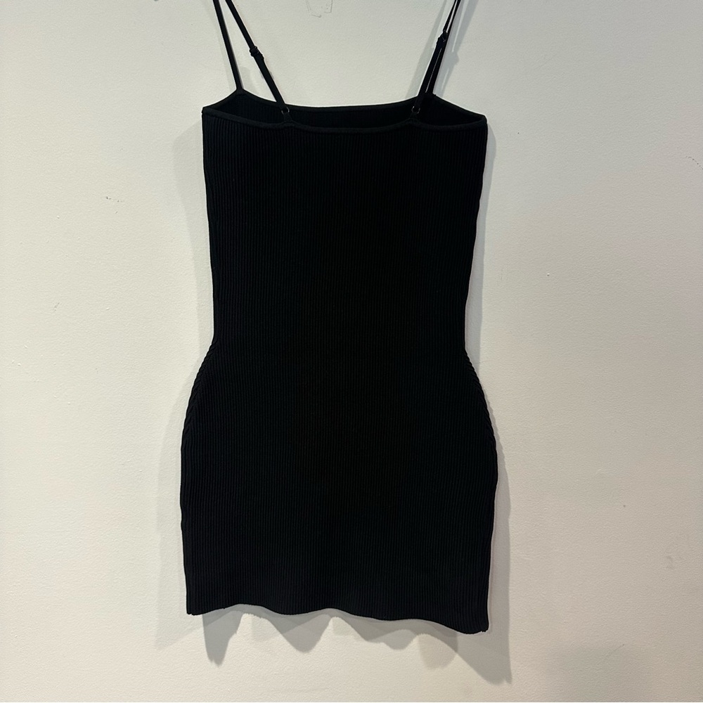 Aritzia Babaton Sculpt Knit Cami Dress In Black - Picture 7 of 9